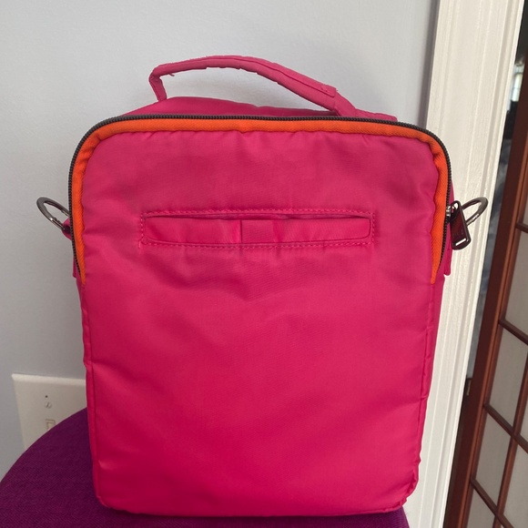 LUG SET  of 2 medium cargo crossbody “wrangler” bags - Picture 5 of 16